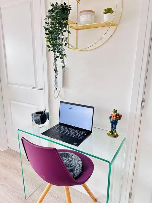 Central Derby Urban 2 Bedroom Flat - An Oasis Of Elegance! Free Parking And Wifi Suitable For Families And Professionals Zewnętrze zdjęcie