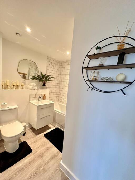 Central Derby Urban 2 Bedroom Flat - An Oasis Of Elegance! Free Parking And Wifi Suitable For Families And Professionals Zewnętrze zdjęcie